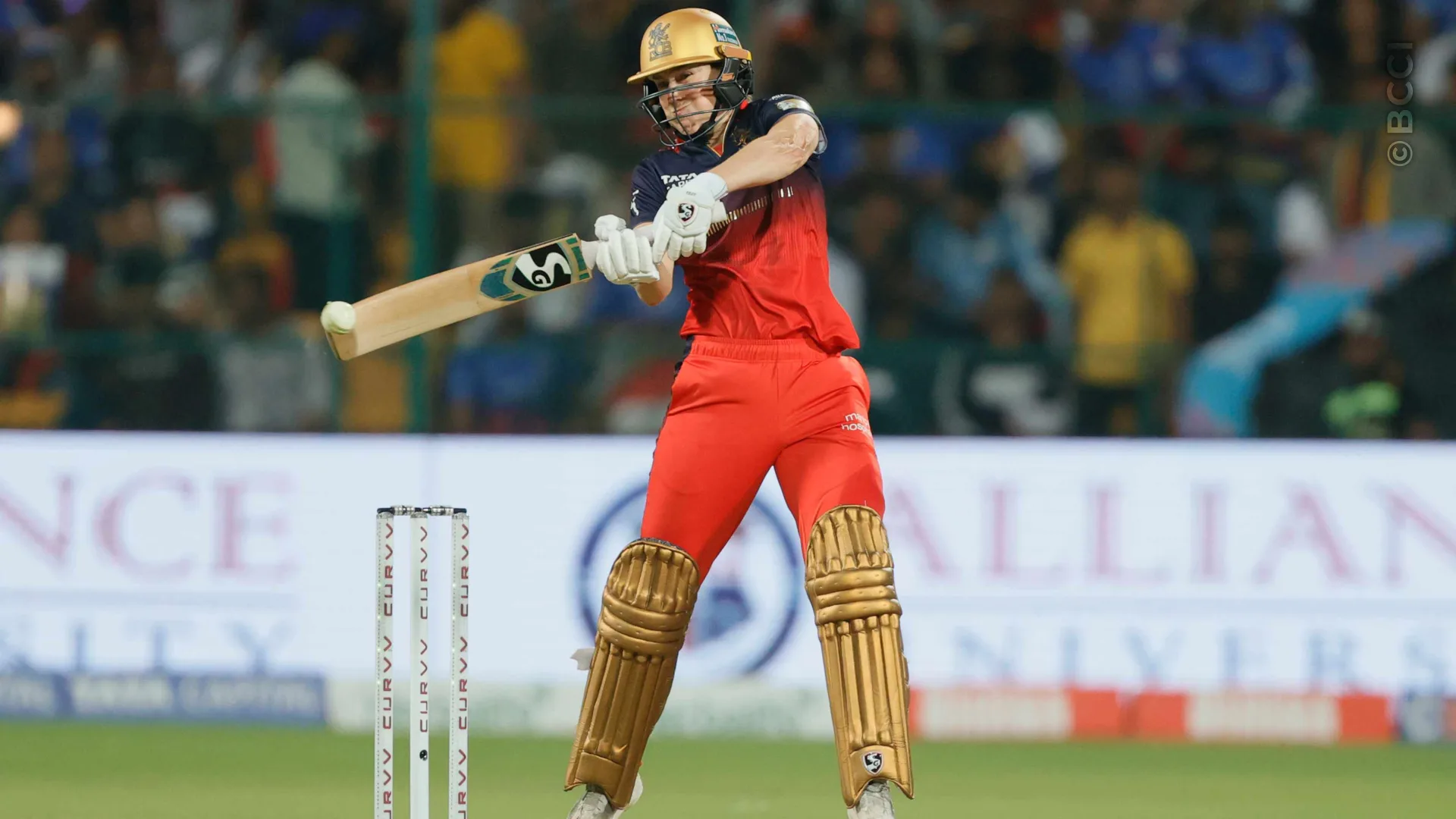 TATA WPL 2025: Match 9 - Royal Challengers Bengaluru vs UP Warriorz — photo 8