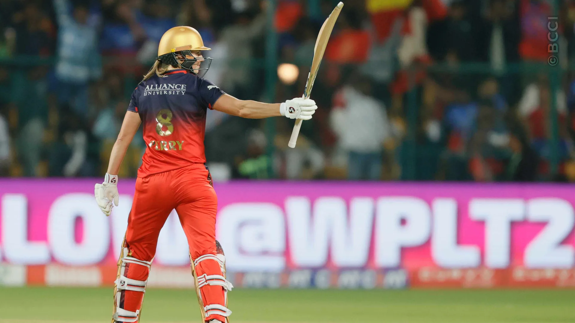 TATA WPL 2025: Match 9 - Royal Challengers Bengaluru vs UP Warriorz — photo 15