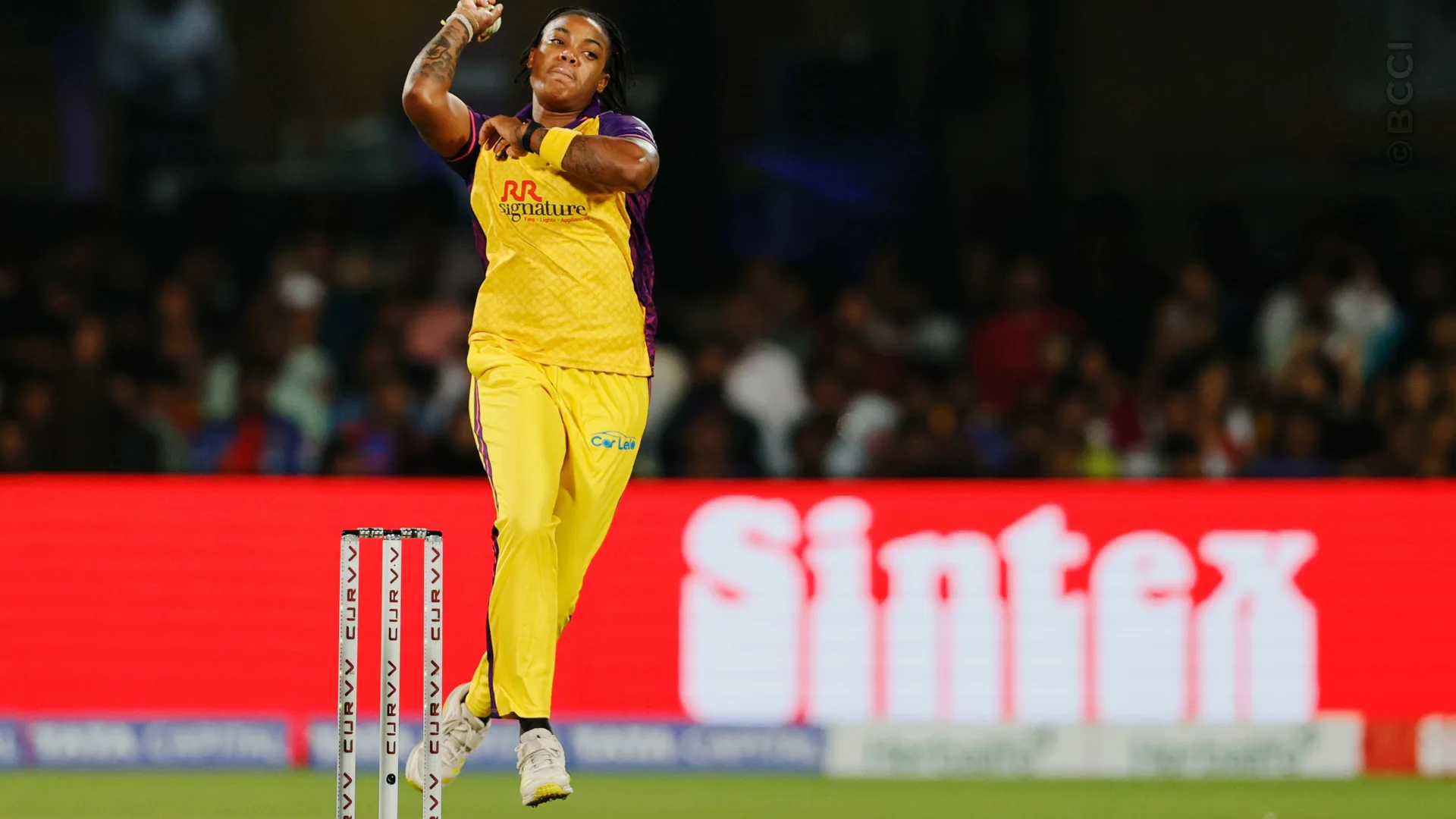 TATA WPL 2025: Match 9 - Royal Challengers Bengaluru vs UP Warriorz — photo 22