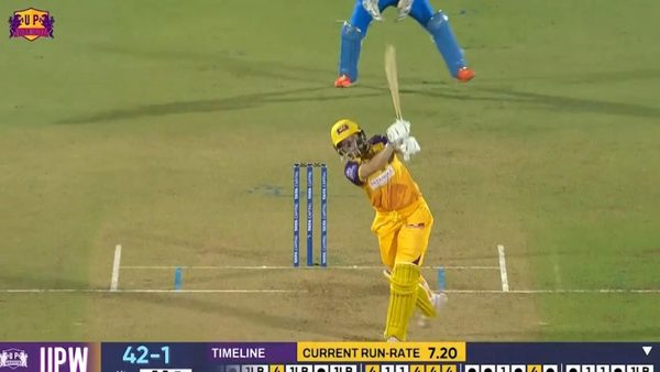 m10--upw-vs-mi-alyssa-healy-six-6322434031112.Click to read full article.