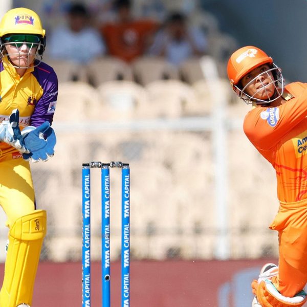 4-4-6-dunkley-wolvaardt-take-aggressive-route-early-6322961249112.Click to read full article.