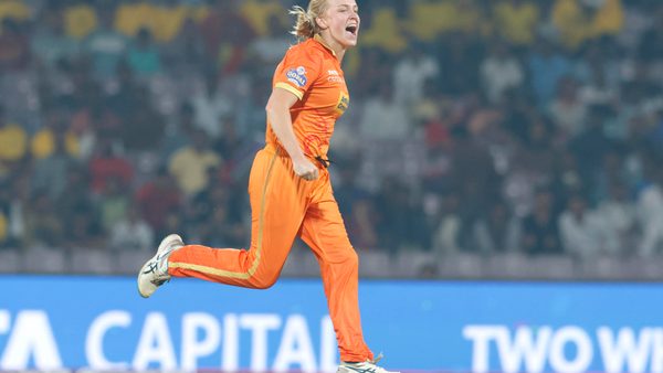 five-star-performance-kim-garth-rocks-up-warriorz-with-a-five-wicket-haul-6321840398112.Click to read full article.
