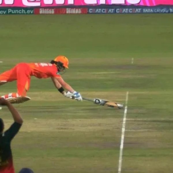 tag-team-special-bisht-ghosh-combine-to-break-140-run-opening-stand-6348332340112.Click to read full article.