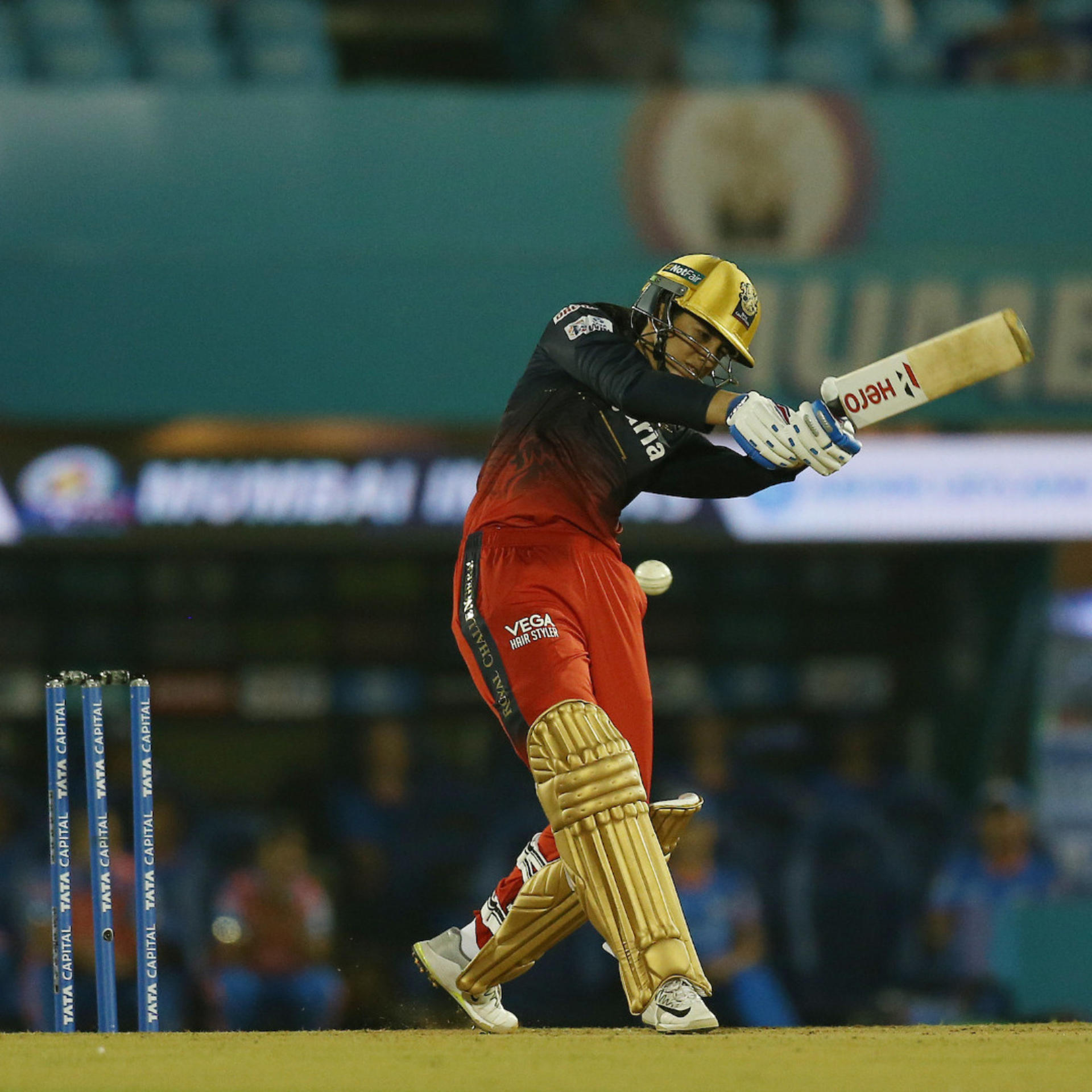 4-4-mandhana-ups-the-ante-6321974873112.Click to read full article.