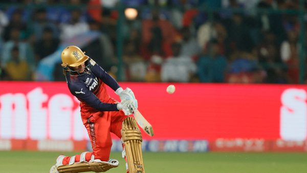 massive-danielle-wyatt-hodge-brings-up-50-in-style-6369259879112.Click to read full article.