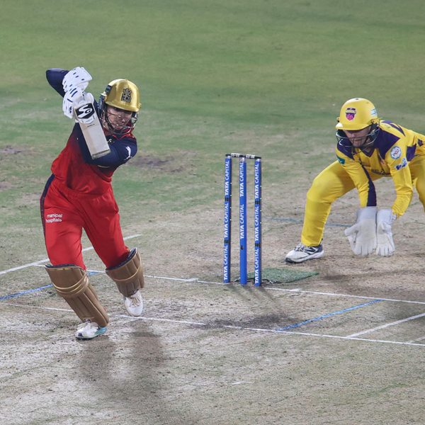 hat-trick-of-fours-smriti-mandhana-shows-her-range-6388492063112.Click to read full article.