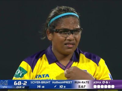 six-match-8-mumbai-indians-vs-up-warriorz-wpl-2026-harmanpreet-kaur-six-6387763161112.Click to read full article.