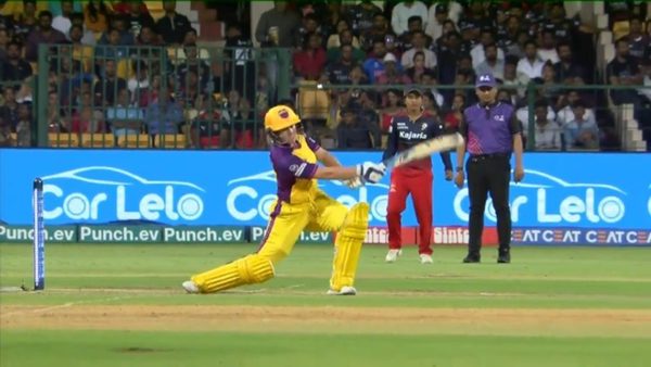 hat-trick-of-fours-healy-takes-on-wareham-6348216196112.Click to read full article.