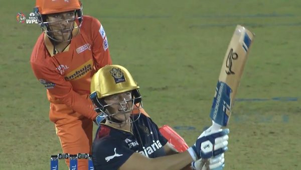 m16--rcb-vs-gg-sophie-devine-six-6322857841112.Click to read full article.