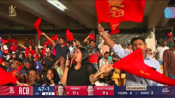 six-match-7-royal-challengers-bengaluru-vs-mumbai-indians-wpl-2025-ellyse-perry-six-6369145967112.Click to read full article.