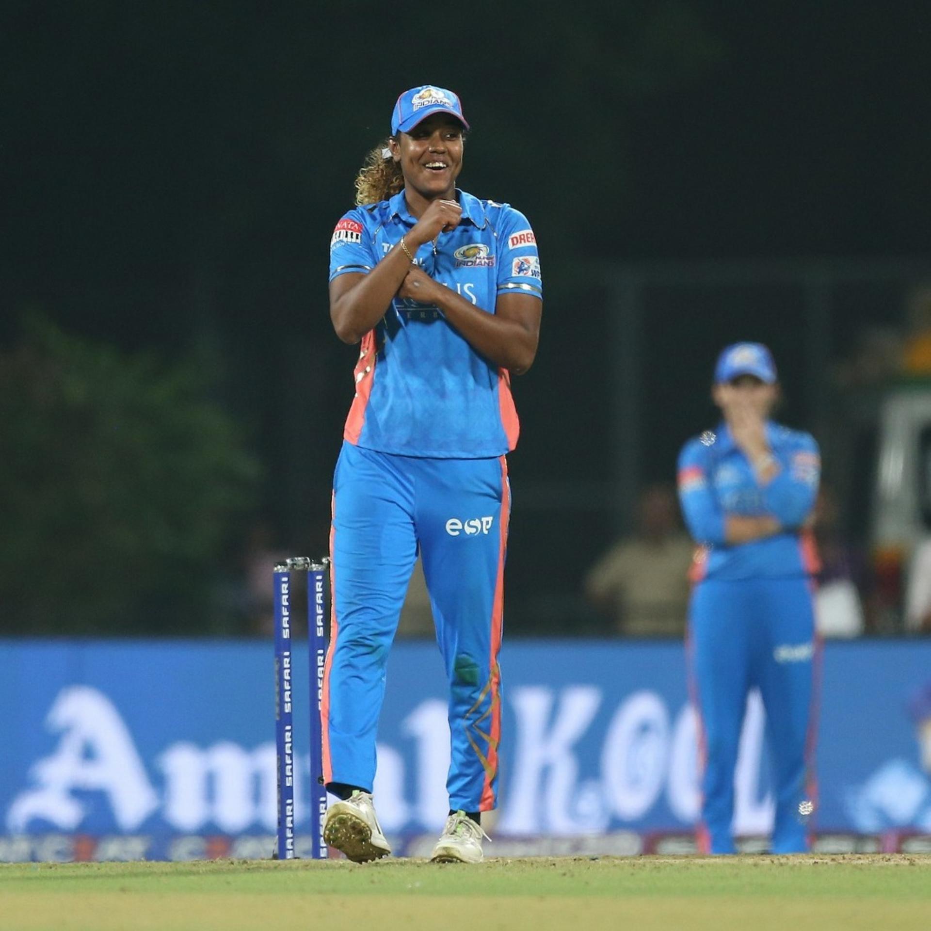 watch-out-hayley-matthews-warns-runner-stepping-out-of-the-crease-6322216360112.Click to read full article.