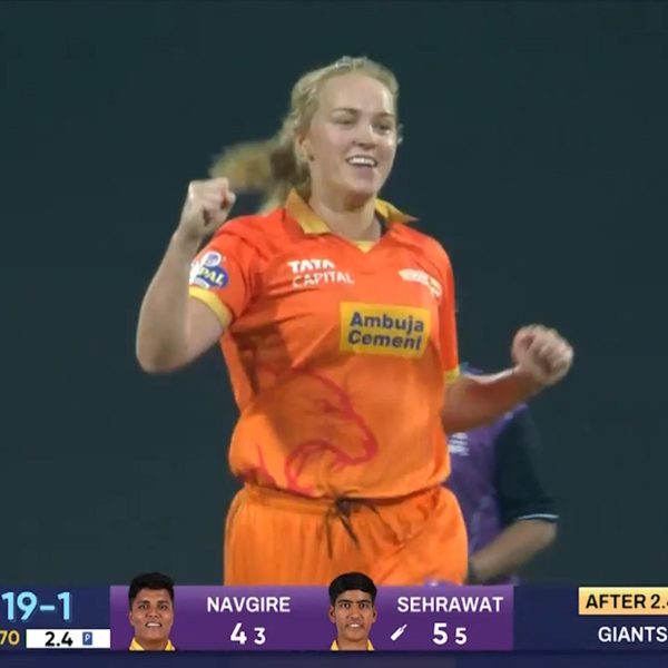 five-star-performance-kim-garth-rocks-up-warriorz-with-a-five-wicket-haul-6321840398112.Click to read full article.