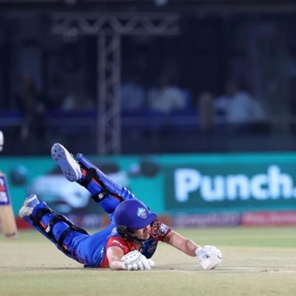 early-mix-up-and-early-reprieve-meg-lanning-survives-a-run-out-scare-6349127507112.Click to read full article.