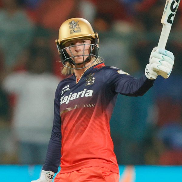 calm-danielle-wyatt-hodge-sets-the-platform-with-maiden-wpl-fifty-6369259128112.Click to read full article.