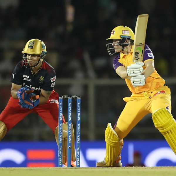 captains-knock-alyssa-healys-opening-brilliance-of-96-6322296959112.Click to read full article.