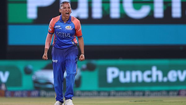 castled-shabnam-ismail-gets-sophie-devine-6348752214112.Click to read full article.