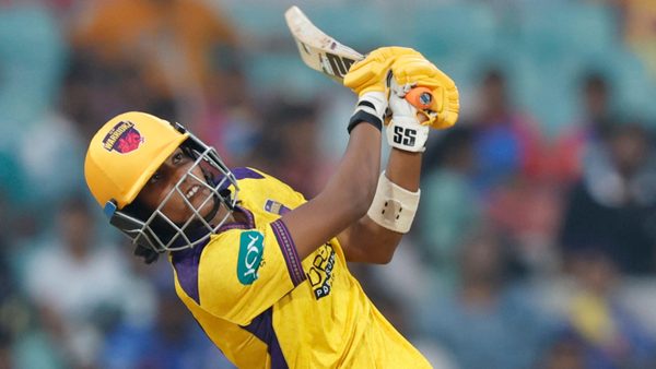 shweta-sehrawats-stroke-filled-cameo-of-2517-6387522419112.Click to read full article.