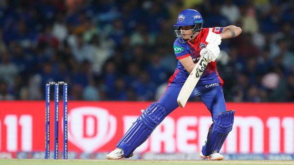 shafali-vermas-15-ball-33-cameo-6322977050112.Click to read full article.