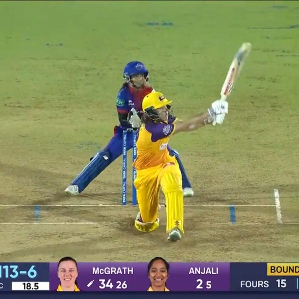 m20--dc-vs-upw-tahlia-mcgrath-six-6323023669112.Click to read full article.