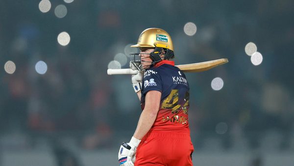 6-4-4-harris-continues-to-drop-the-hammer-6388491166112.Click to read full article.