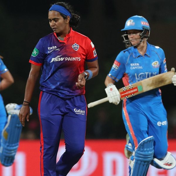 4-w-shikha-pandey-gets-the-better-of-harmanpreet-kaur-6322973244112.Click to read full article.