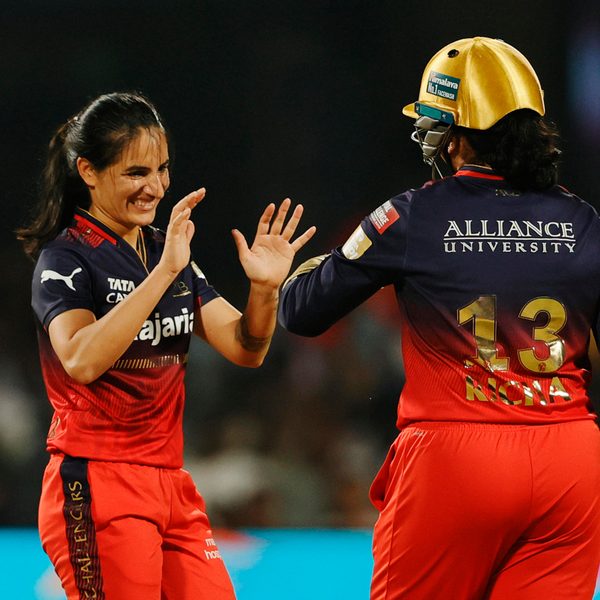 clever-thinking-quick-hands-renuka-richa-combine-to-wield-magic-6369400222112.Click to read full article.