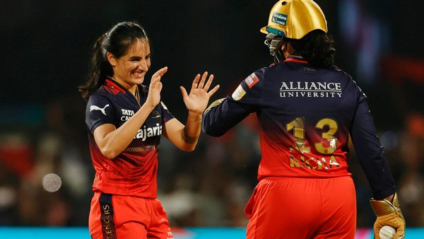 clever-thinking-quick-hands-renuka-richa-combine-to-wield-magic-6369400222112.Click to read full article.