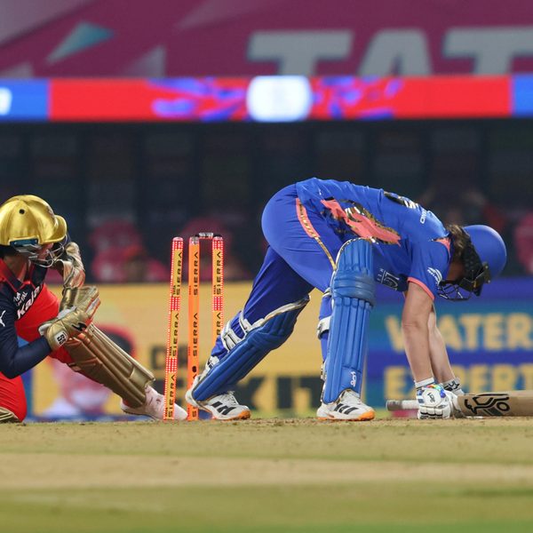 fantastic-reflexes-richa-ghoshs-smart-piece-of-glove-work-6387477071112.Click to read full article.