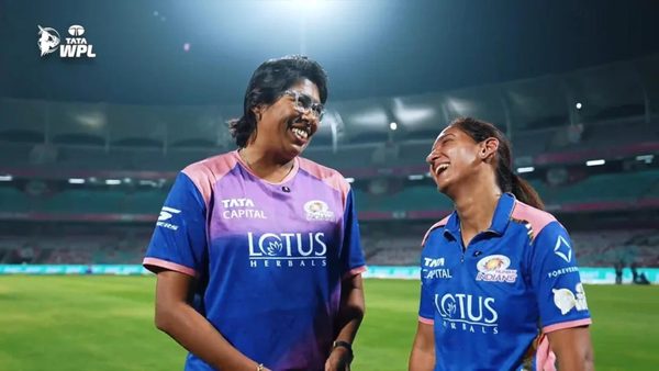 smiles-and-laughter-with-jhulan-goswami-and-harmanpreet-kaur-6387694549112.Click to read full article.