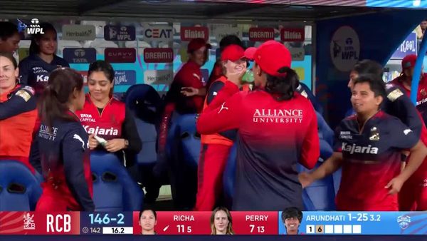 six-match-4-delhi-capitals-vs-royal-challengers-bengaluru-wpl-2025-richa-ghosh-six-6368961130112.Click to read full article.