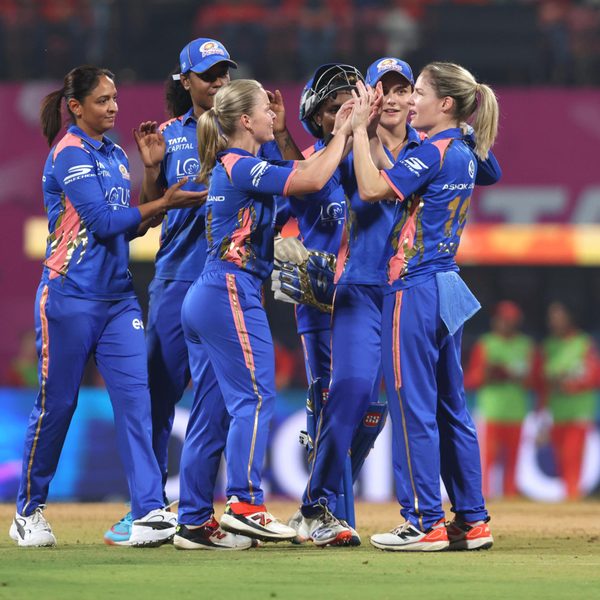 wicket-catch-nicola-carey-does-it-again-for-mi-6387663110112.Click to read full article.