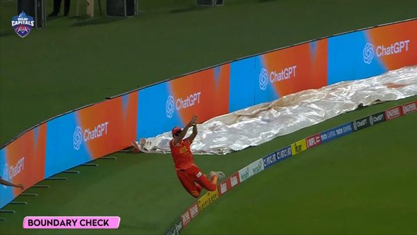 anushka-sharmas-match-defining-save-6387570978112.Click to read full article.