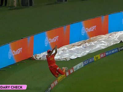 anushka-sharmas-match-defining-save-6387570978112.Click to read full article.