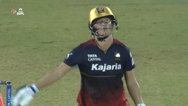 m16--rcb-vs-gg-sophie-devine-six-6322858231112.Click to read full article.