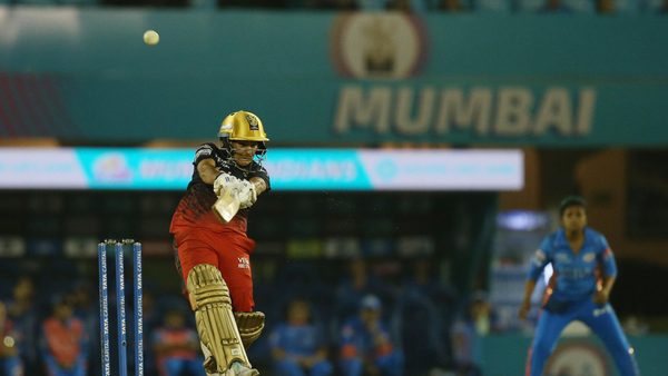 4-6-kanika-ahuja-takes-the-attack-to-amelia-kerr-6321978114112.Click to read full article.