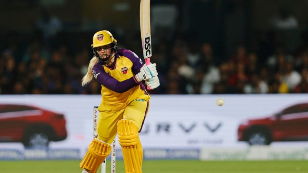 last-over-drama-6641-run-out-causes-a-tie-a-super-over-6369266266112.Click to read full article.