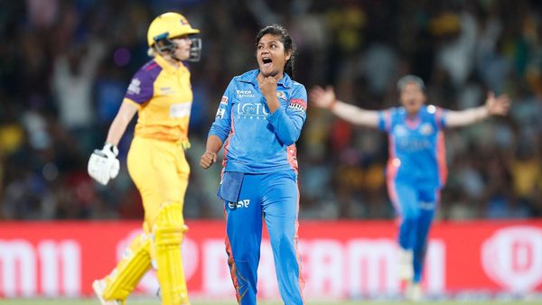 wicket-maiden-ishaque-bowls-a-fantastic-over-to-sehrawat-6323235491112.Click to read full article.