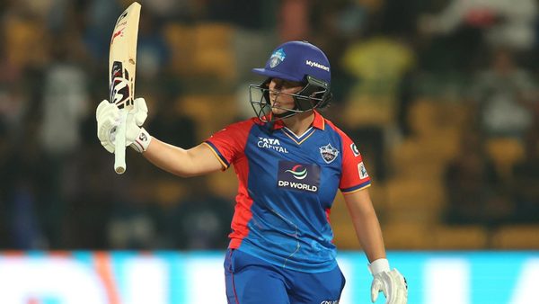 commanding-capseys-counter-attacking-knock-of-7553-6347463489112.Click to read full article.