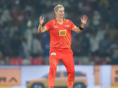 m04-dc-vs-gg-last-over-pkg-6387569040112.Click to read full article.