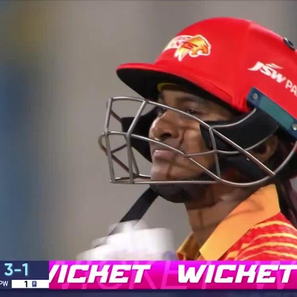 wicket-match-15-up-warriorz-vs-gujarat-giants-wpl-2025-dayalan-hemalatha-wicket-6369554298112.Click to read full article.