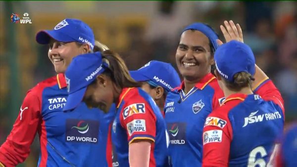 peach-shikha-pandeys-superb-inswinger-to-clean-up-wolvaardt-6348155681112.Click to read full article.