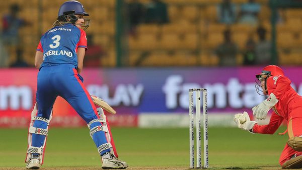 sharp-quick-superb-reflexes-mooneys-splendid-catch-6369307459112.Click to read full article.