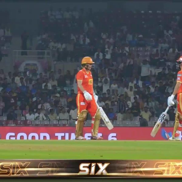 six-match-4-delhi-capitals-vs-gujarat-giants-wpl-2026-sophie-devine-six-6387564501112.Click to read full article.