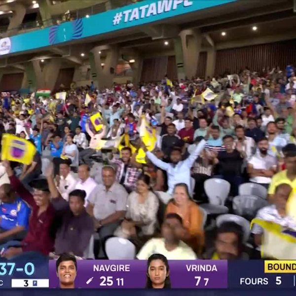 six-match-6-up-warriorz-vs-delhi-capitals-wpl-2025-kiran-navgire-six-6369047418112.Click to read full article.