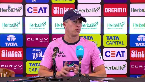 harmanpreet-kaurs-innings-was-the-difference-between-the-two-sides-jonathan-batty-6370090975112.Click to read full article.