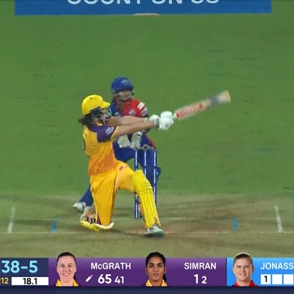 m05--upw-vs-dc-tahlia-mcgrath-six-6322088802112.Click to read full article.