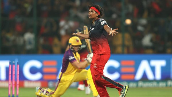 fantastic-five-asha-shobana-lights-up-bengaluru-with-522-6347566836112.Click to read full article.