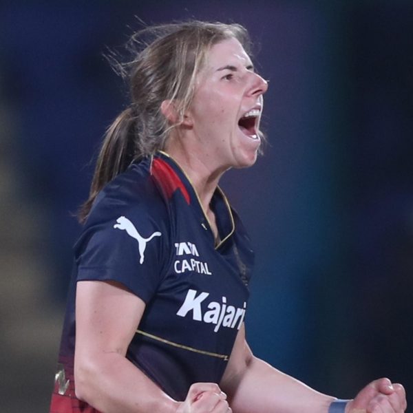 4-4-w-wareham-gets-the-better-of-nat-sciver-brunt-6348995315112.Click to read full article.