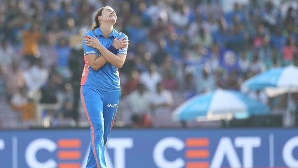 dropped-not-once-but-twice-healy-and-navgire-get-lifelines-6322833806112.Click to read full article.