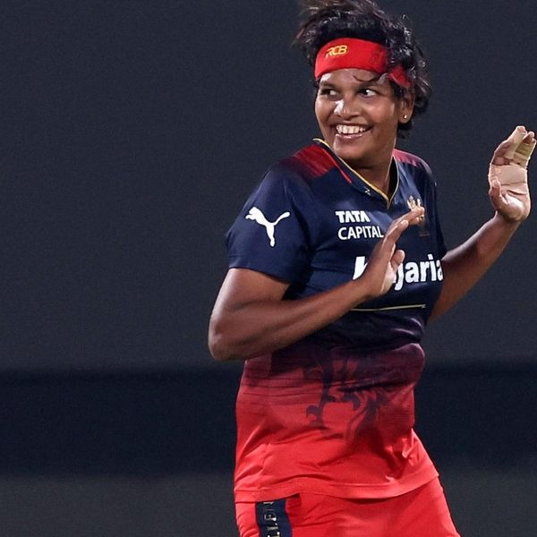 double-delight-asha-sobhana-dismisses-kapp-jonassen-in-same-over-6349128917112.Click to read full article.